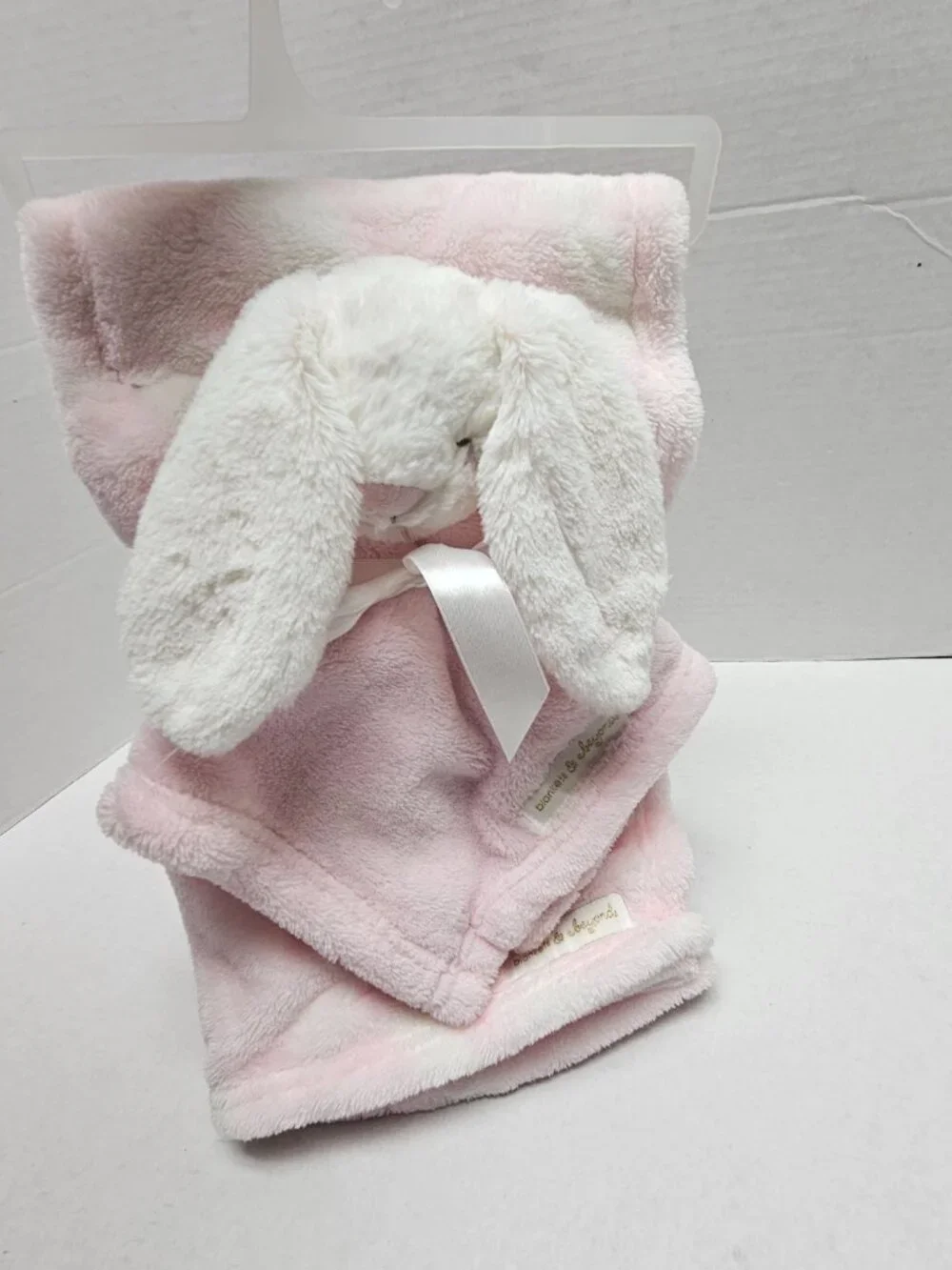Blankets & Beyond new pink